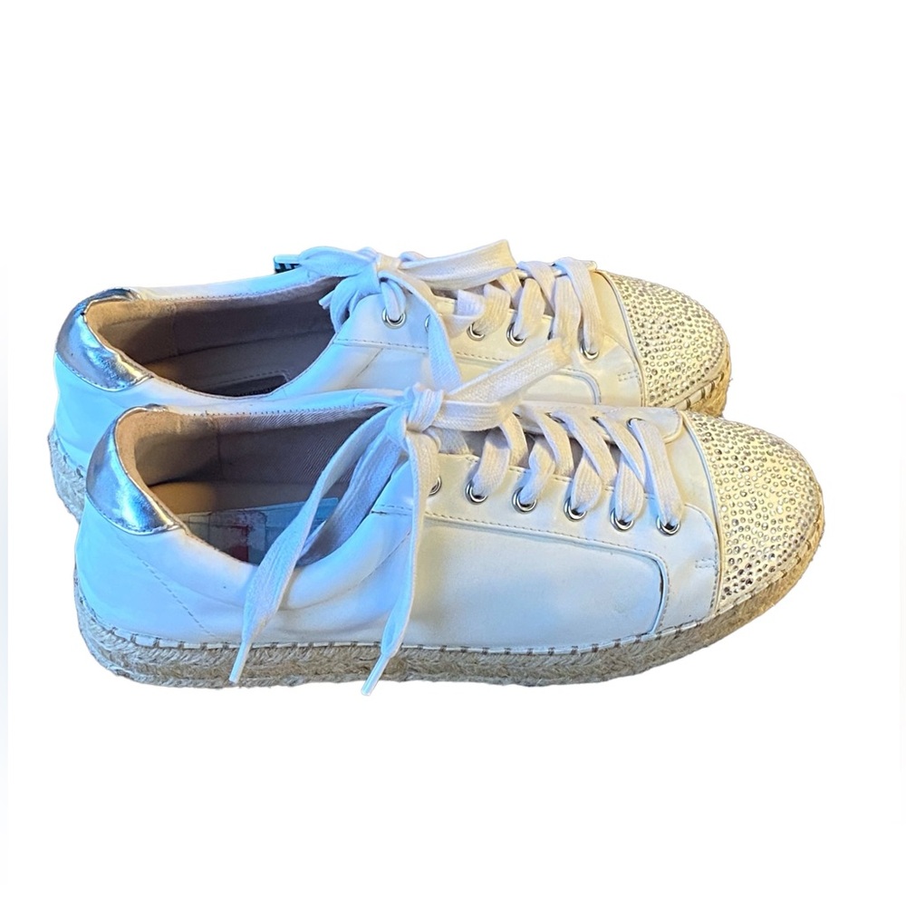 INC International Concepts White Sneaker with Rhinestones Size 8.5. - Picture 2 of 7